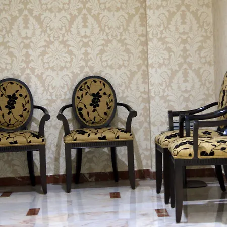 酒店 卡德亚雷蒂罗酒店