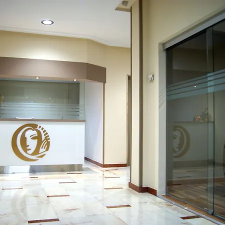 卡德亚雷蒂罗酒店 3* 奥维耶多