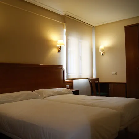 Hotel El Retiro De Cardea 3*