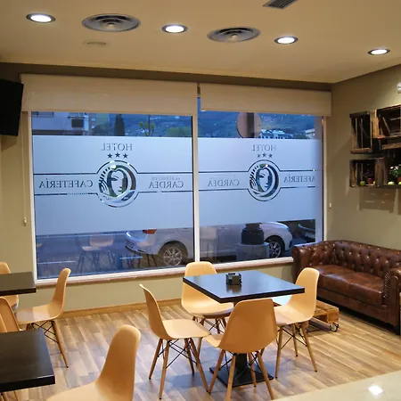 酒店 卡德亚雷蒂罗酒店 3*