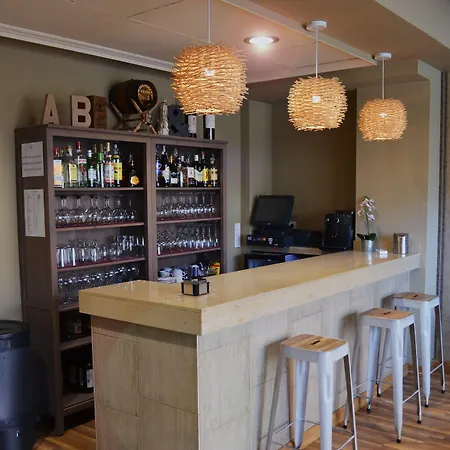 酒店 卡德亚雷蒂罗酒店 3*