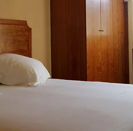 卡德亚雷蒂罗酒店 酒店 奥维耶多