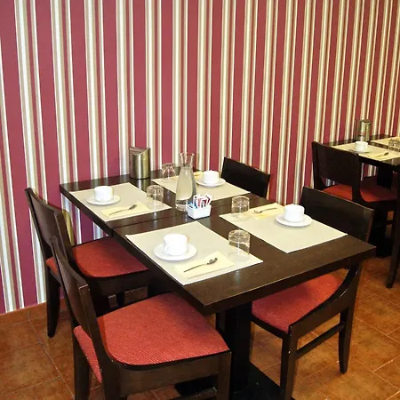 卡德亚雷蒂罗酒店 奥维耶多